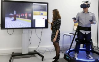 La première salle immersive Iomega et ses outils de réalité virtuelle permettent une immersion en situation et la simulation des prises de décisions./ Photo DDM IMT Mines