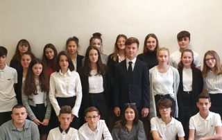 Les jeunes mini-entrepreneurs du collège Saint-Louis de Capdenac-Gare.